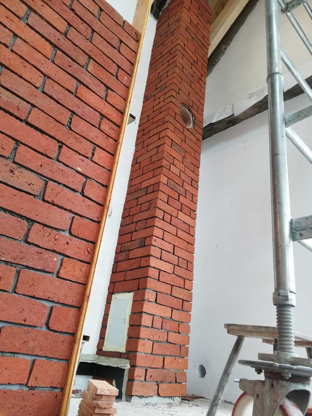 dimnik 4 rdeca opeka